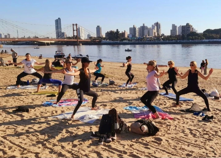 yoga en grupo